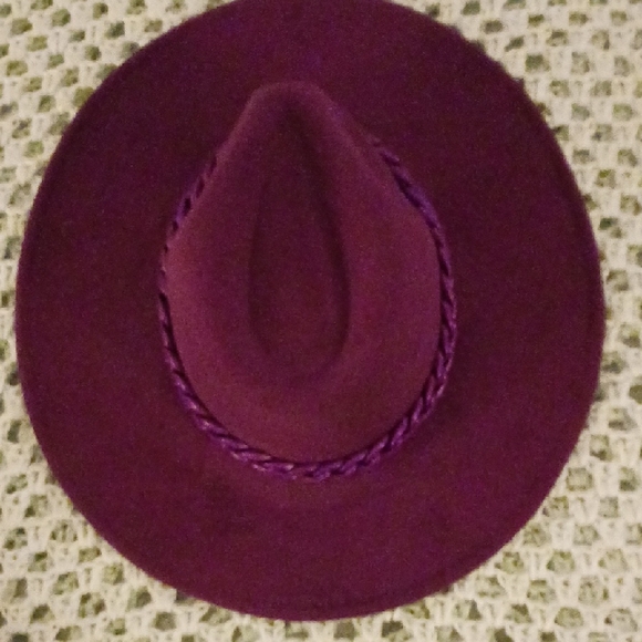 Accessories - Chic Women's Purple Hat